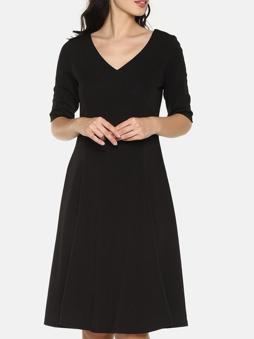 ✨AARA Black Basic Half Sleeve Midi Dress